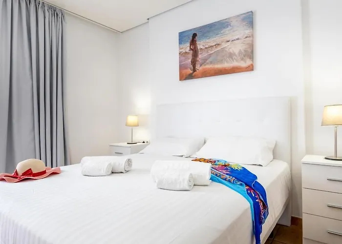 Cute Parque Cattleya 107 Close To The